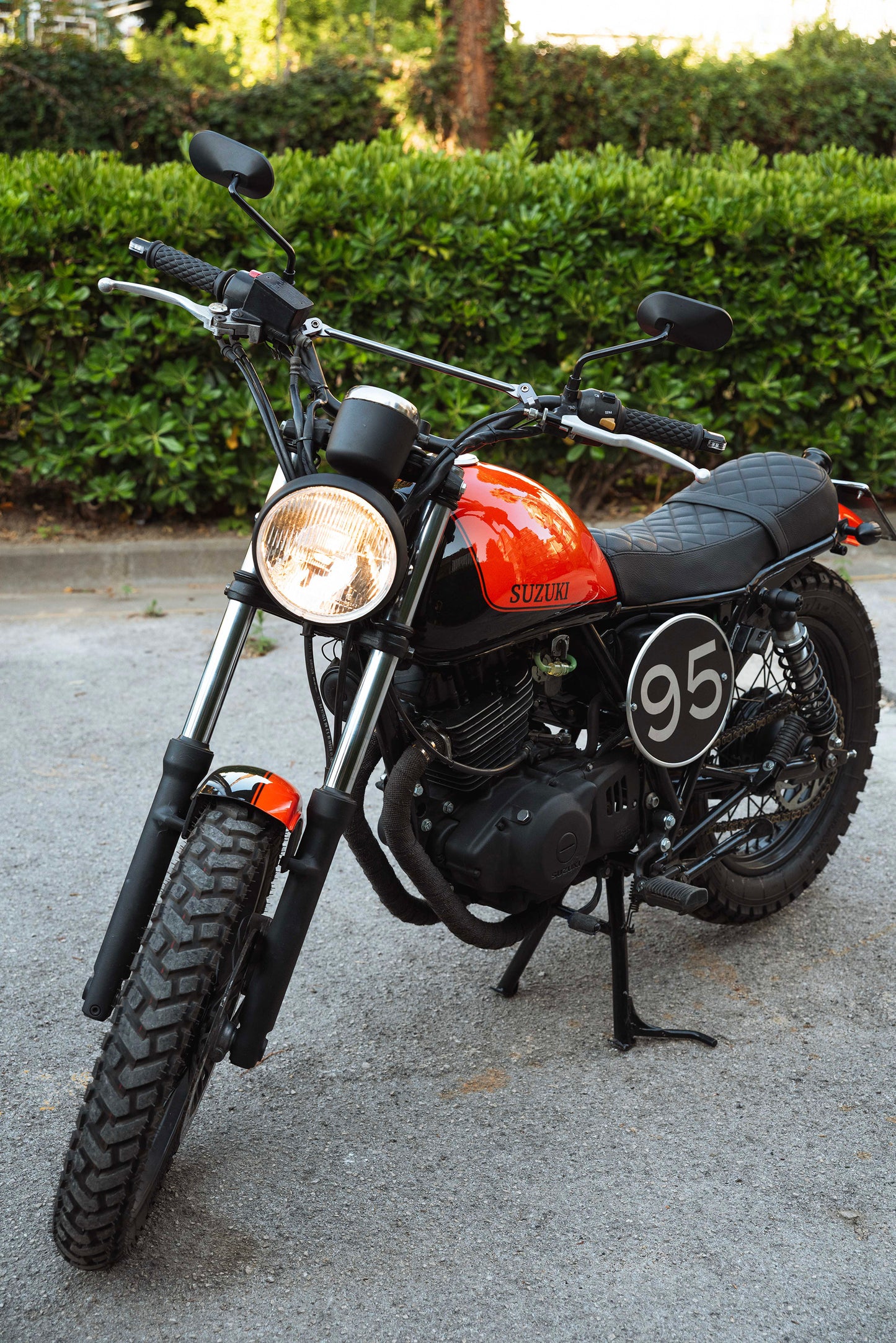 TU 250 SCRAMBLER - SUZUKI